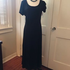 Old navy maxi dress black size Large Tall